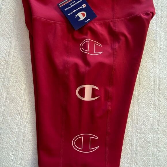 CHAMPION Women’s Small Red Sports Bike Shorts - Picture 2 of 3